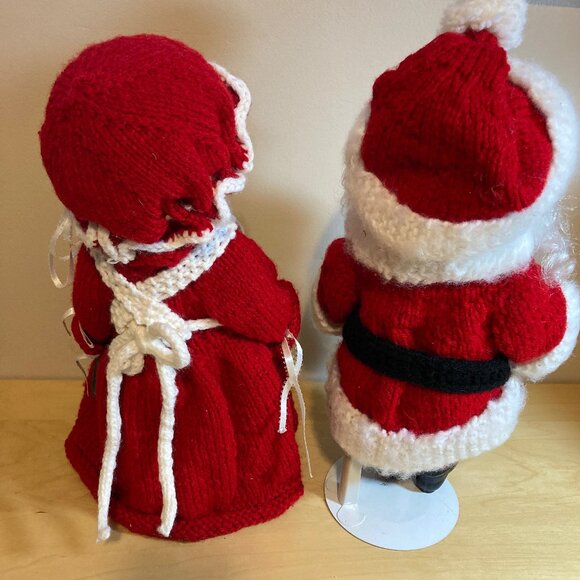 Vintage Santa and Mrs. Claus Crocheted Clothes - Picture 3 of 5